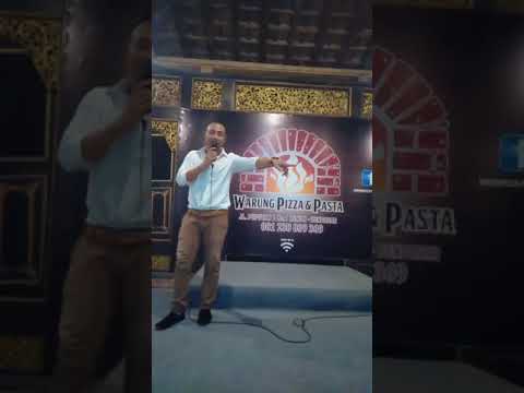 Stand up comedy: mantan calon pacar...