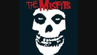 The Misfits: Vampire Love