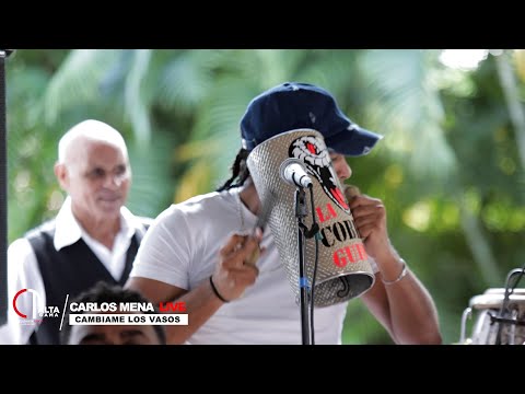 CARLOS MENA - CAMBIAME LOS VASOS VIDEO EN VIVO