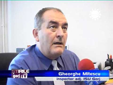 STIRILE GORJTV   ANCHETA LA SCOALA DIN LELESTI