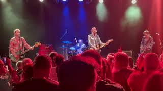 HOODOO GURUS Perform TOJO with Brad Rockin&#39; on His White Les Paul in Clearwater, Florida 4/27/2023