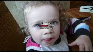 Fais voir Tonton ton appareil photo.mpg