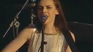 Amy Macdonald - Troubled Soul (Live At Rock In Rio Lisboa 29-05-2010)