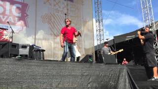 Phil Vassar &amp; Jo Dee Messina CMA Fest 2015 (&quot;I&#39;m Alright&quot;)