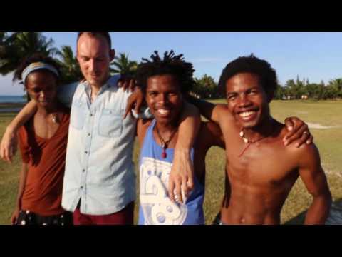 RAOKY Door 4 - Andeha Aiza Anao