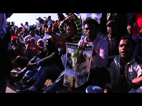 La revolte des sans papiers africainsYouTube