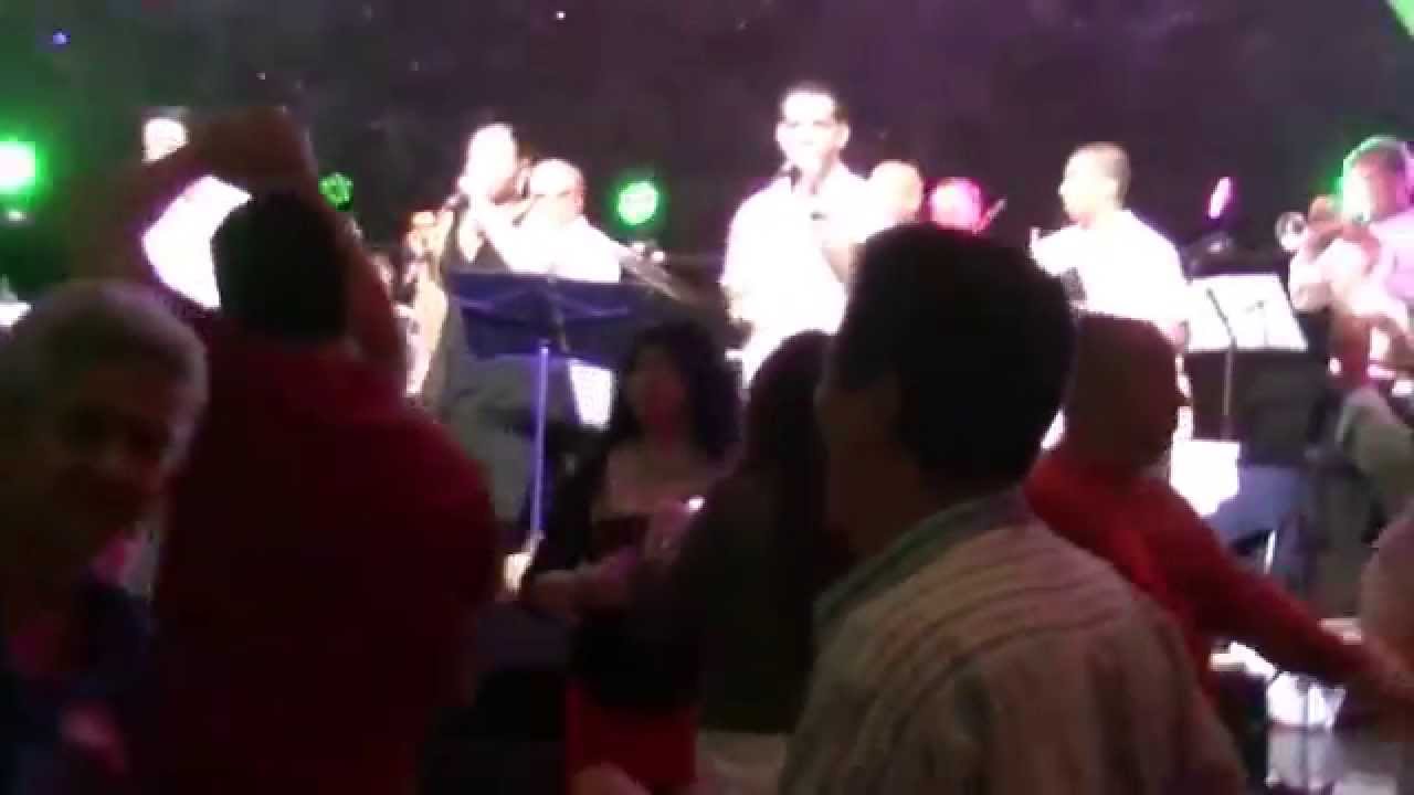 Promotional video thumbnail 2 for Luisito Rey y La Dinamica