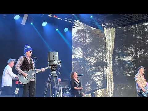 Menneisyyden vangit - Ajetaan me tandemilla