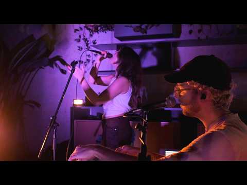 Jonasu - Healing feat. Emily Roberts (Live @Sofar Sounds Berlin)