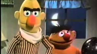 Classic Sesame Street - Ernie prepares for his bath