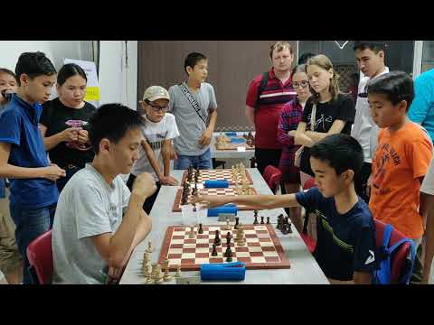 Блиц турнир памяти А. Булекпаева. Ахмединов - Жалмаханов