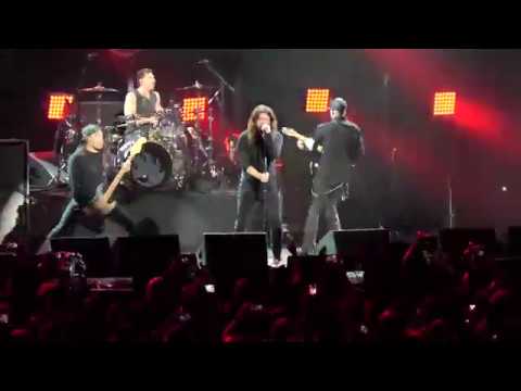 AUDIOSLAVE & DAVE GROHL : "Show Me How to Live" (CHRIS CORNELL) Forum / Los Angeles (Jan 16, 2019)