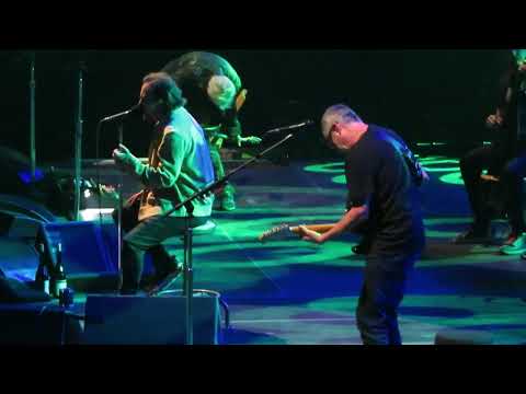 Pearl Jam - Nothing as it seems (Amsterdam, Ziggo Dome - July 25, 2022)