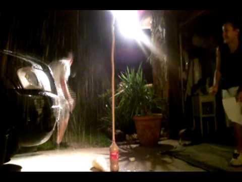 Highest Coke and Mentos EVER:::NICKSAINT