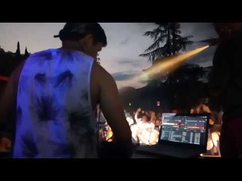 download lagu mp3 mp4 Dj Savi, download lagu Dj Savi gratis, unduh video klip Dj Savi