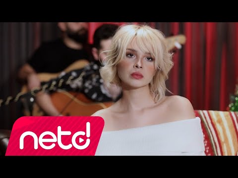 Lara Çayan - Anlıyorsun (Zakkum Akustik Cover)