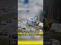 Vrachtwagen vast in berm na negeren rode kruizen ?❌ | Shorts
