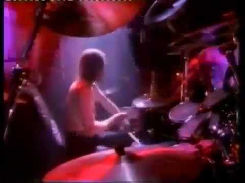 Videoclip de Beyond Salvation — The Angels