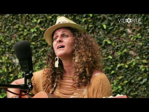 FLOR DAS ÁGUAS - Mestre Irineu Versão de Karen Buenavida e Adriano Grineberg