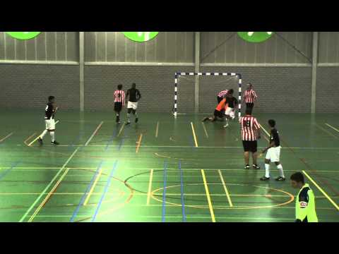 Zaalvoetbal WSV 4 - Robur 5_04022015