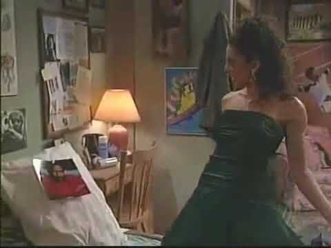 A Different World: 3x20 - The girls surprise a drunk Whitley