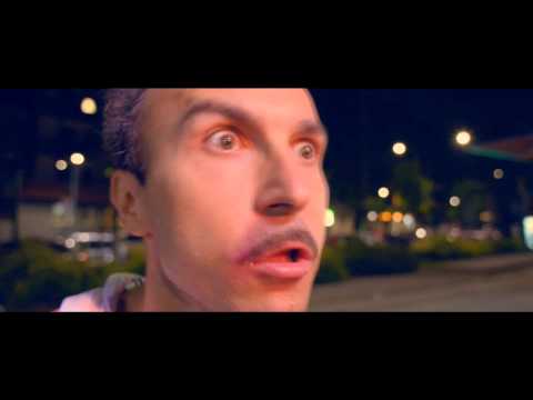 Del porco si butta via... - Maccio Capatonda - Italiano medio Il film