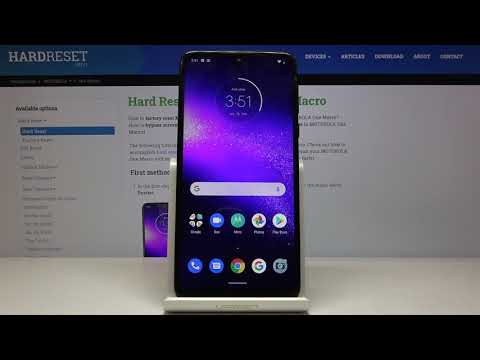 How to Change Navigation Bar in Motorola One Macro - Switch Off Three Button Navigation