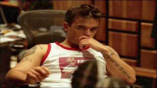 Robbie Williams - Ugly Love [Slideshow]
