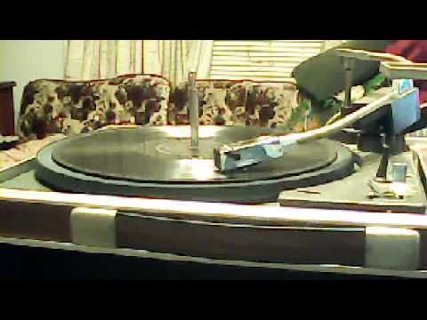 STUTTERING IN THE STARLIGHT - Ozzie Nelson & Orch with Harriet Hilliard, Vocal