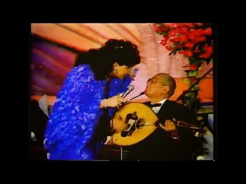 Kadri Şençalar - Kırmızı Gülün Ali Var 1988 (Kendi Eserini Canlı Okuyor)