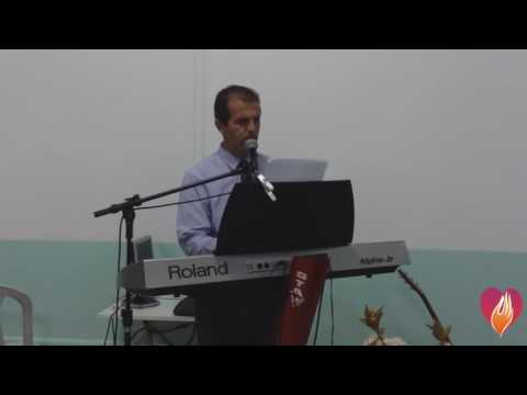 Ao Unico Que É Digno - Aline Barros