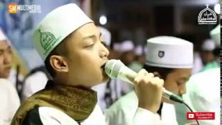 Download lagu Sholawat terbaru Syubbanul Muslimin gus Azmi Minal... mp3