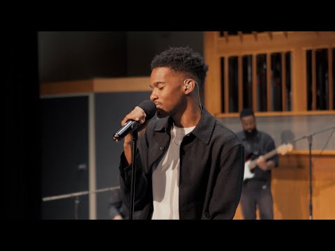 Jnt - Un mot (Live performance)