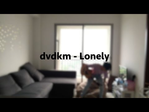 dvdkm - lonely, Cover