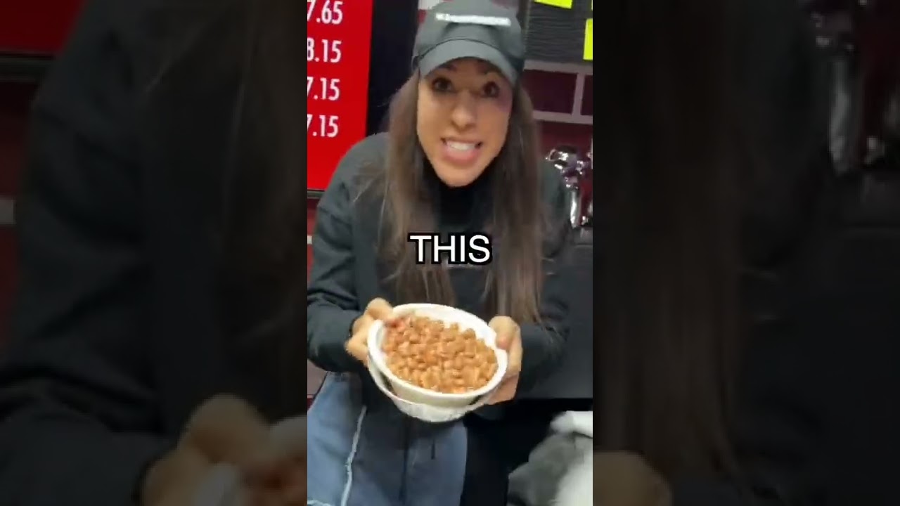 Can 14 year olds work at Chipotle?