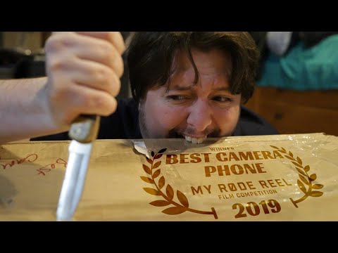 UNBOXING THE BEST CAMERA PHONE PRIZE PACK FROM THE MY RODE REEL 2019 FILM FESTIVAL (NOT CLICKBAIT)