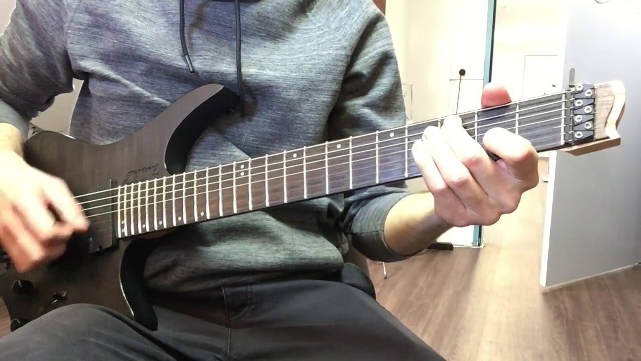 Roberto Barlocci playing Prince's Purple Rain as a fingerstyle solo guitar arrangement