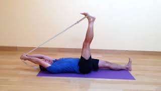 Baxter Bell Yoga: Upside-Down Warrior 3