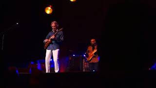 El Hombre Que Sabia - John McLaughlin's w Jimmy Herring's Invisible Whip in SF