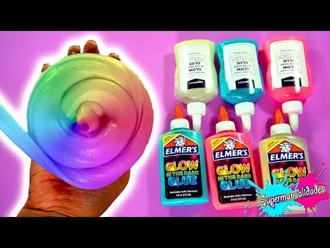 Mixing all my glues that glow in the dark  - Supermanualidades