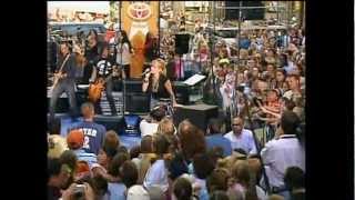 Hilary Duff - Break My Heart (Live at Today Show) 2005 HQ