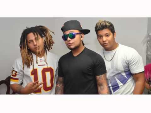 Bien Crazzy-Kevin Flores Ft KF2 (Pequeño Jr La Rockola)