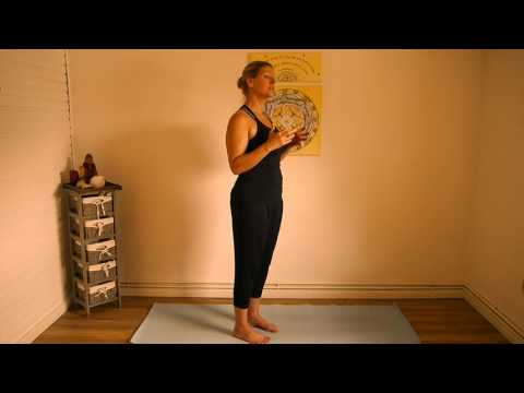 Natürlich Yoga  -  Aufrichtung und Zentrierung mit Móhini