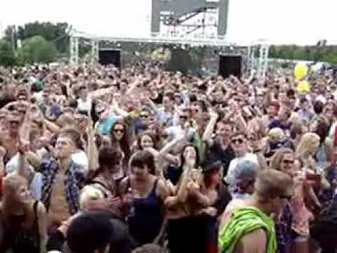 2 Elements @ Ruhr in Love 2012 - 2Elements ft. Martin Sola - Heat It Up (Tiger Rec).MPG