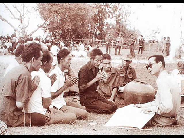 พ่อของแผ่นดิน - โหน่ง พิมพ์ลักษณ์