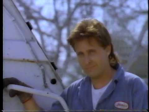Men At Work (1990) Official Trailer