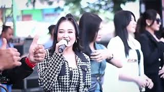 Download lagu CINTA SEGITIGA :: ALL ARTIS OM ADELLA PASURUAN ( LIVE MUSIC) mp3