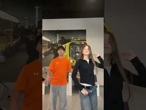 tiktok: .nationaldancefluencer #short #lunatix #emre #este