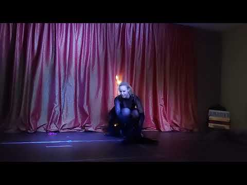Miss Loup-garou Neo-Burlesque (music darkside Neoni)
