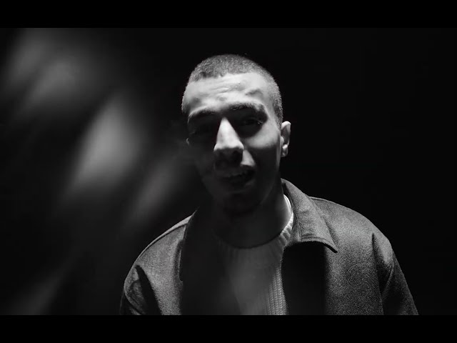 EN DERINE jetzt Video ansehen